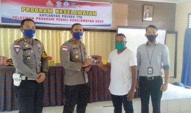 Polres-TTU-Salurkan-Bantuan-Program-Keselamatan-Kepada-385-Penerima