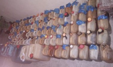 Unit-Tipiter-Amankan-Ratusan-Liter-BBM-beserta-Tersangka