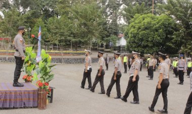 Upacara-Korps-Raport-dan-Kenaikan-Pangkat-Polres-TTU