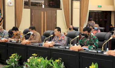 Rapat-Kordinasi-Lintas-Sektoral-Jelang-Idul-Fitri,-Kapolri:-Keselamatan-Rakyat-Hukum-Tertinggi