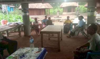 Kapolsek-Bisel-Data-dan-Ajak-Masyarakat-Sukseskan-Program-Vaksinasi