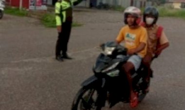 Lantas-Polres-TTU-Giat-Gatur-Pagi-Sambil-Imbau-Protkes