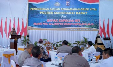 Kapolda-NTT -mengukuhkan-Satuan-Pamobvit-Polres-Manggarai-Barat