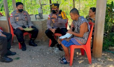 Wujud-Empati,-Kapolres-TTU-Bantu-Biaya-Berobat-Anggota