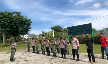 Polsek-Miomaffo-Barat-Laksanakan-Kegiatan-Apel-Gabungan-TNI-Polri