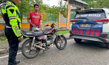 Sat-Lantas-Polres-TTU-Tegur-Pengguna-Knalpot-Racing