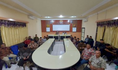 Kapolres-TTU-dan-PJU-Gelar-Nobar-Budaya-Pagelaran-Wayang-Kulit