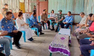 Kapolres-TTU-Bersama-Wakil-Bupati-Pantau-Langsung-Pilkades-Serentak
