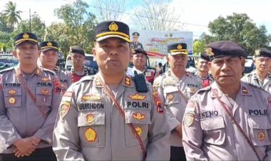 Kapolres-TTU-Lepas-Pendistribusian-Bantuan-Air-Bersih-ke-4-Desa