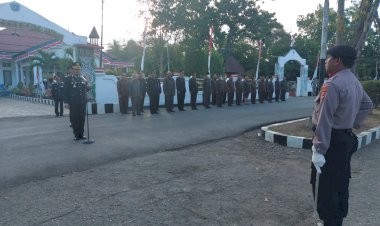 Kapolres-TTU-Jadi-Inspektur-Upacara-Taptu-dan-Pawai-Obor-Jelang-HUT-RI