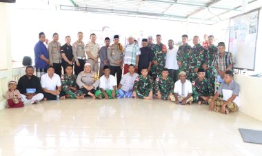 Jumat-Curhat-Bareng-Polisi-Mendengar:-Suara-Masyarakat-Bersatu-di-Mesjid-Nurul-Mubin-Wini