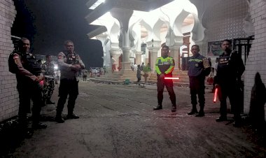Polres-TTU-Gelar-Pengamanan-Ibadah-Tahlil-Akbar-di-Masjid-Jami-Al-Muhajirin-Kefamenanu