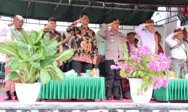 Polres-TTU-Wujudkan-Makna-Pendidikan-di-Momen-Hardiknas-Tahun-2024