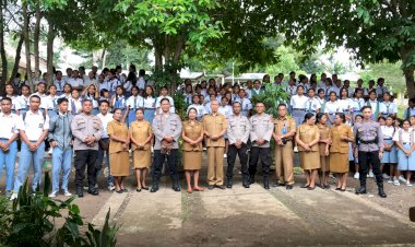 Bentuk-Karakter-Siswa,-Satuan-Binmas-Polres-TTU-Beri-Penyuluhan-di-SMAN-Taekas