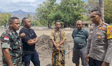 Pembangunan-Lapangan-Futsal-di-Polsek-Insana-Utara-:-Dukungan-Polri-untuk-Pemberdayaan-Masyarakat