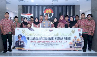 Hari-Jadi-Humas-Polri-Ke-73,-Kadiv-Humas-Beri-Apresiasi-Berangkatkan-Personel-dan-Media-Ibadah-Umroh