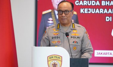 Lepas-Tim-Taekwondo-Garbha-Presisi-Ke-Vietnam,-Irwasum-Polri:-Jaga-Nama-Baik-Institusi-dan-Negara,-Junjung-Sportivitas