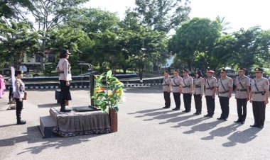 Kapolres-TTU-Pimpin-Sertijab-Lima-Perwira-Serta-Ingatkan-Anggota-Polri-Kerja-Tulus-dan-Ikhlas