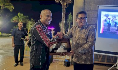 Kapolri-Menerima-Penghargaan-Tingkat-Insignia-dalam-Ordo-Timor-Leste-dari-Presiden-Timor-Leste