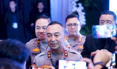 Polri-:-Penerbitan-Surat-Keterangan-Kepolisian-bagi-Wartawan-Asing-wujud-Pelayanan-dan-Perlindungan