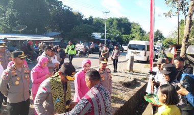 BREAKING-NEWS-–-Kapolda-NTT-Bangun-Sumur-Bor-di-Polsek-Noemuti