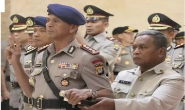 Peran-Strategis-Dansatlat-Brimob-Korbrimob-Polri-di-Balik-Sukses-Atraksi-Terjun-Payung-HUT-Kota-Kefamenanu-ke-103