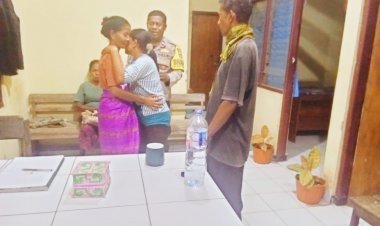 Bhabinkamtibmas-Desa-Motadik-Berhasil-Damaikan-Perselisihan-Dua-Kakak-Beradik,-Wujud-Polri-Untuk-Masyarakat