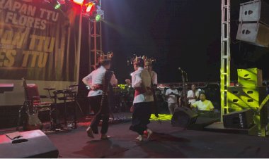 Konser-Amal-“Nada-Harapan-TTU-untuk-Flores”,-Seniman-dan-Polres-TTU-Galang-Kepedulian-untuk-Korban-Gempa