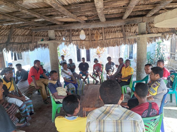 Brigpol Ruslin Gencarkan Himbauan Miras, Jaga Ketertiban dan Minimalisir Gangguan Keamanan di Oesoko