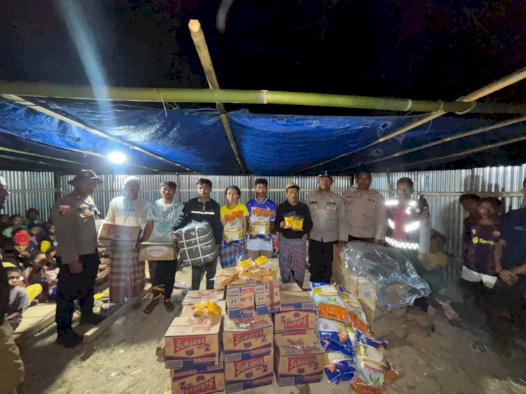 KETIKA MEDAN TAK LAGI MENJADI PENGHALANG, POLISI MENEMBUS PELOSOK DEMI MEMBAWA BANTUAN DAN HARAPAN