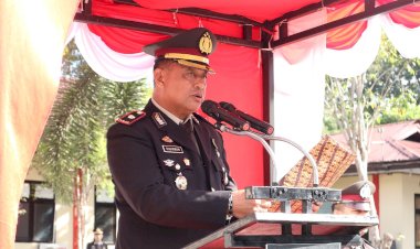Putra-Biinmaffo-Pimpin-Upacara-Hari-Lahir-Pancasila-2026-di-Polres-TTU,-Kompol-Sudirman-Ajak-Personel-Hayati-Nilai-Nilai-Pancasila