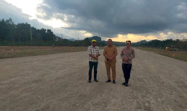 Kapolres-TTU-Berasama-Bupati-Serta-Forkopimda-TTU-Tinjau-Kesiapan-Pendaratan-Perdana-Pesawat-Kefa-Air-di-Bandara-Yakobus-Ukat