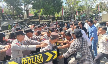 Satsamapta-Polres-TTU-Tingkatkan-Kemampuan-Pengendalian-Massa,-Simulasikan-Penanganan-Unjuk-Rasa-dari-Tahap-Hijau-hingga-Merah