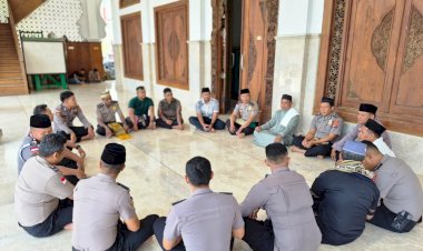 Jumat-Keliling-Polres-TTU,-Perkuat-Iman-dan-Sinergi-Polri-Bersama-Masyarakat-untuk-Jaga-Kamtibmas