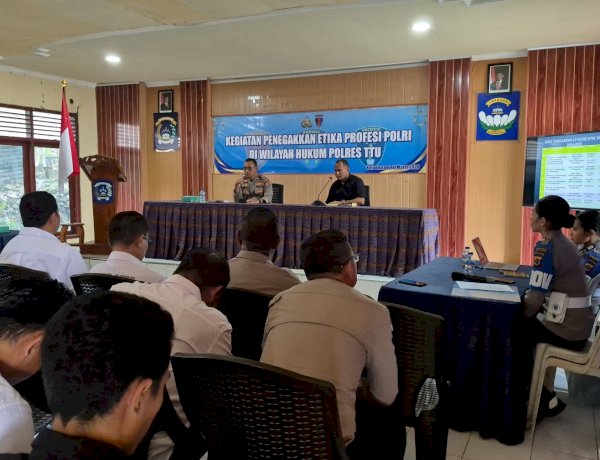 Penguatan Etika Profesi Polri, Propam Polda NTT Beri Pembekalan kepada Personel Polres TTU