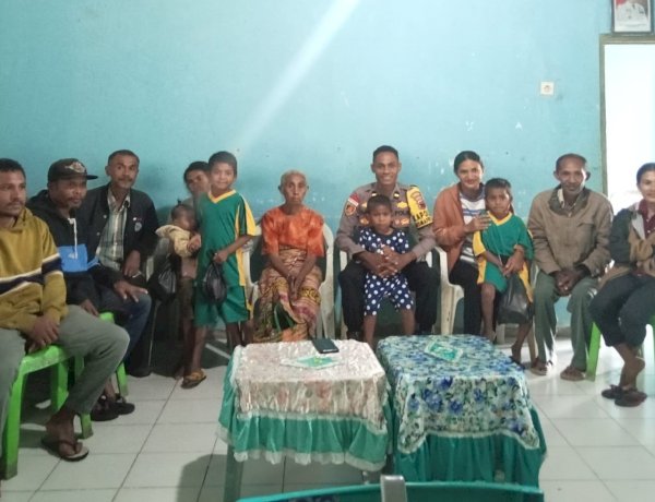Respons Cepat Isu Viral, Kapolsek Miomaffo Barat Fasilitasi Mediasi Status Pengasuhan Tiga Anak Telantar di Desa Eban