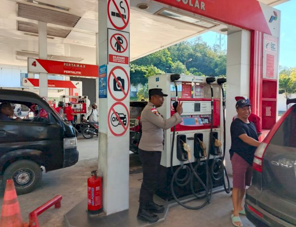 Polres TTU Gelar Patroli Monitoring Untuk Antisipasi Kenaikan Harga dan Penyelewengan BBM di Tiga SPBU Kota Kefamenanu