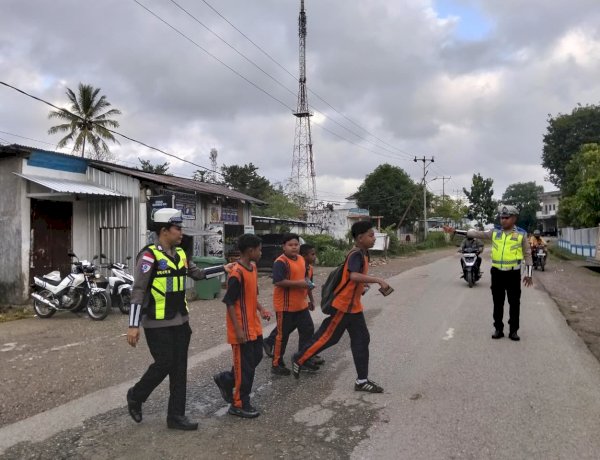 Hadirkan Pelayanan Prima yang Humanis, Polres TTU Intensifkan Giat Rutin 'Strong Point' Pagi Demi Terciptanya Rasa Aman Dan Nyaman