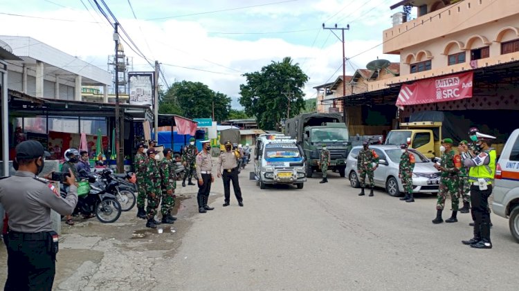 Kodim 1618 TTU  Dan Polres TTU lakukan  Kegiatan Penyemprotan Disenfektan Dan Operasi Aman Nusa II