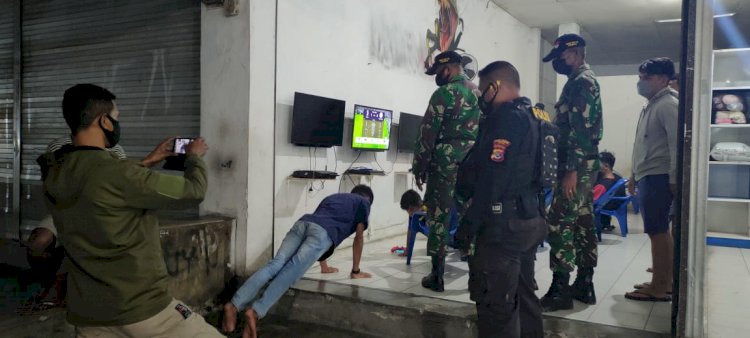 Patroli Himbauan PPKM Malam di TTU, Tim Gabungan Bubarkan Sekelompok Pemuda yang Bermain PS