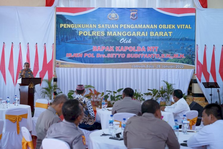 Kapolda NTT  mengukuhkan Satuan Pamobvit Polres Manggarai Barat