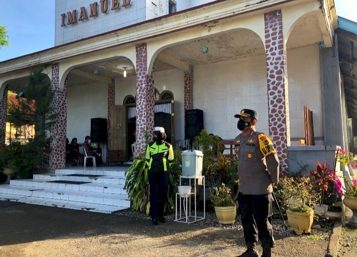 Kapolres TTU Pantau Penerapan Prokes di Lingkungan Gereja