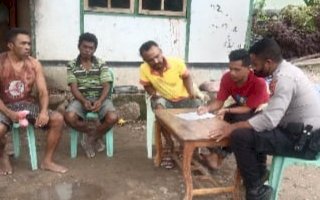 Buah Pohon Kelapa Sering Jatuh di Seng Rumah, Warga Lapor Bhabinkamtibmas