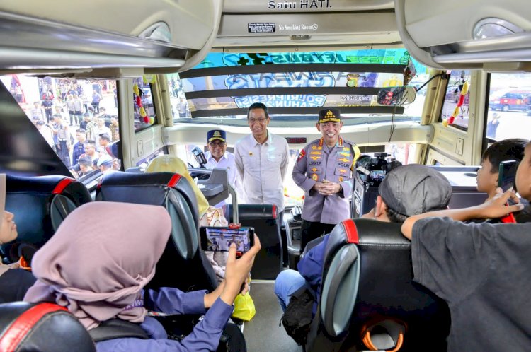 Kapolri lepaskan 434 Bus Mudik Gratis Polri Presisi, Demi mengurangi Beban Jalan Tol dan Arteri.