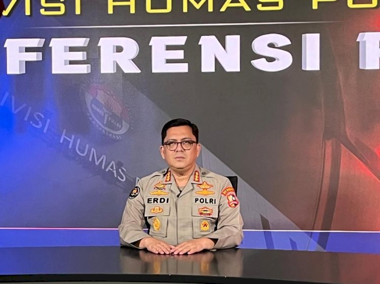 Bareskrim Polri menganalisa Laporan Terhadap Roy Suryo