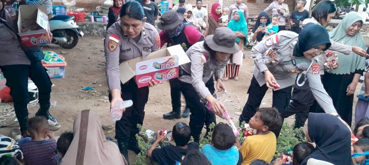 Kapolres Flores Timur dan Polwan Turun ke Lokasi, Ratusan Rumah Rusak Akibat Gempa di Adonara Timur