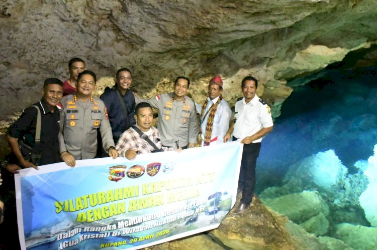 Mendorong promosi Wisata Gua Kristal dan beri dukungan pengembangan fasilitas, Kapolda NTT jalin silaturahmi dengan awak media.