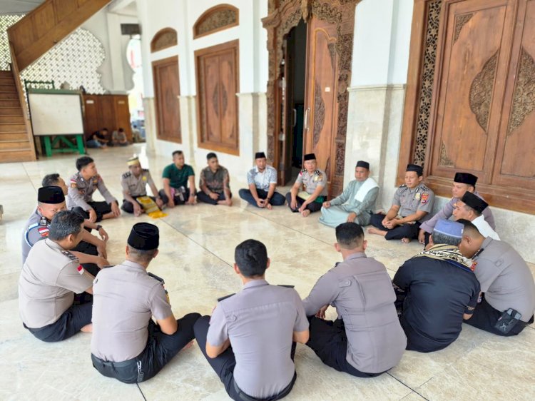 Jumat Keliling Polres TTU, Perkuat Iman dan Sinergi Polri Bersama Masyarakat untuk Jaga Kamtibmas