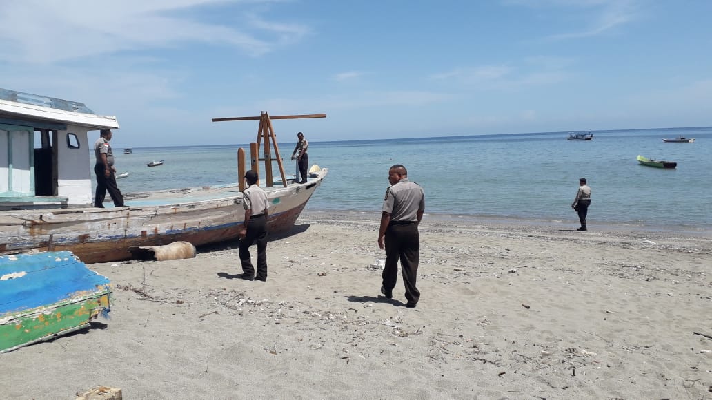 POLSEK INSUT LAKUKAN PATROLI PERBATASAN RI - RDTL