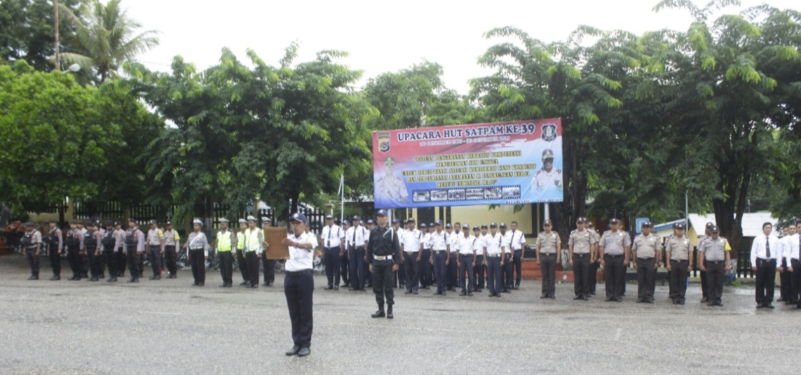 Polres TTU gelar Upacara HUT Satpam